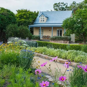 Vineyard Hotel Ballandean